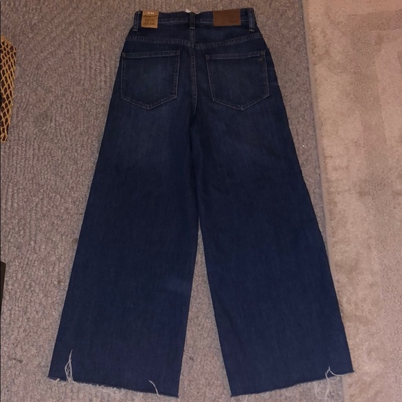 Madewell Wide Leg Cropped Jeans - Picture 5 of 8